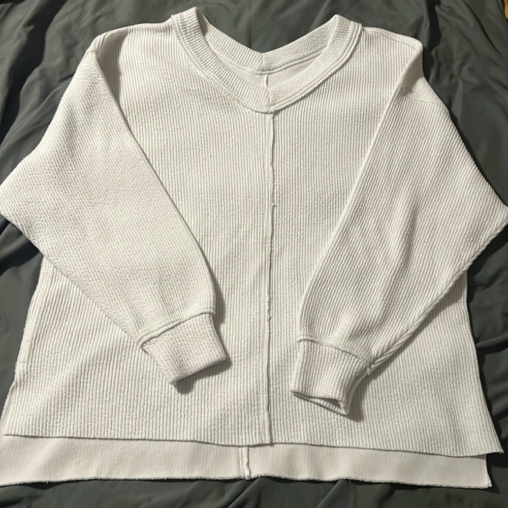 aerie oversized long sleeve sweater shirt size M super soft